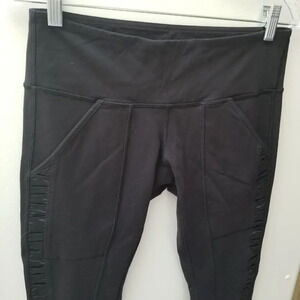 𝅺lululemon Black Side  Satin Ruffle Leggings 8